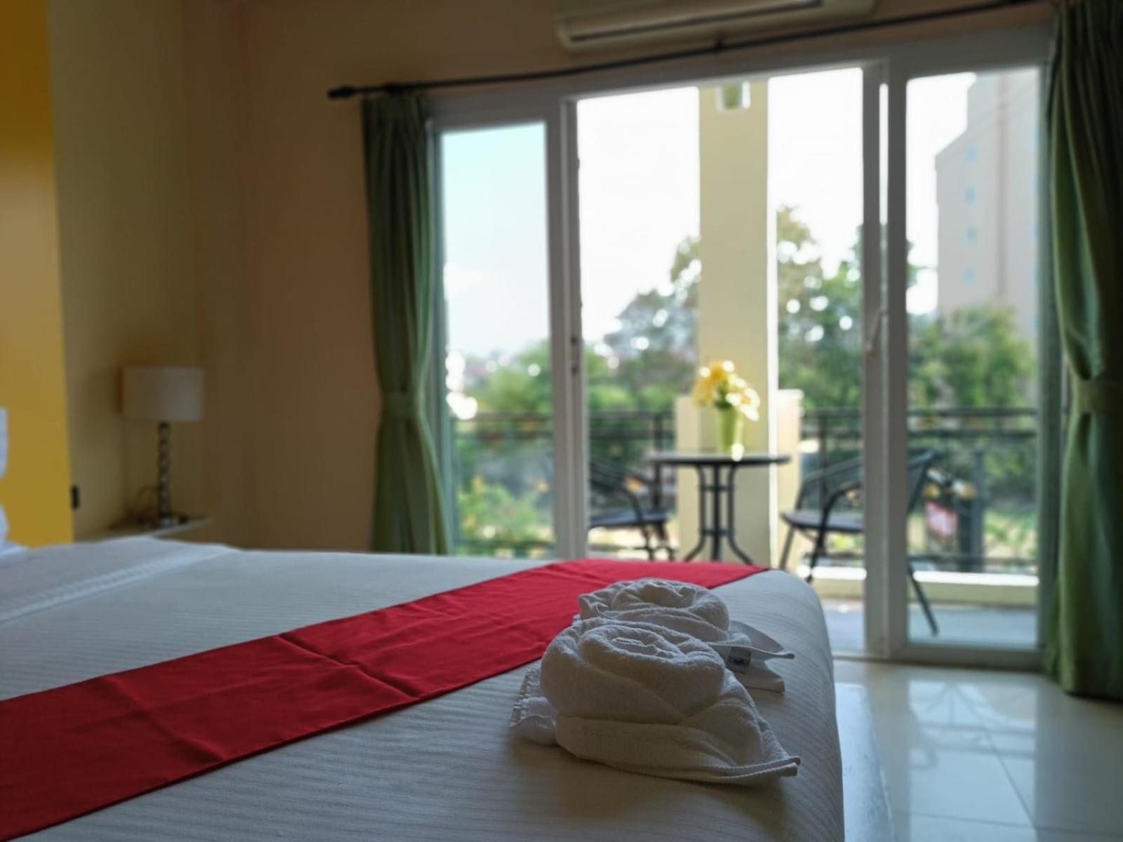 Aura Inn Rooms Паттая Екстер'єр фото