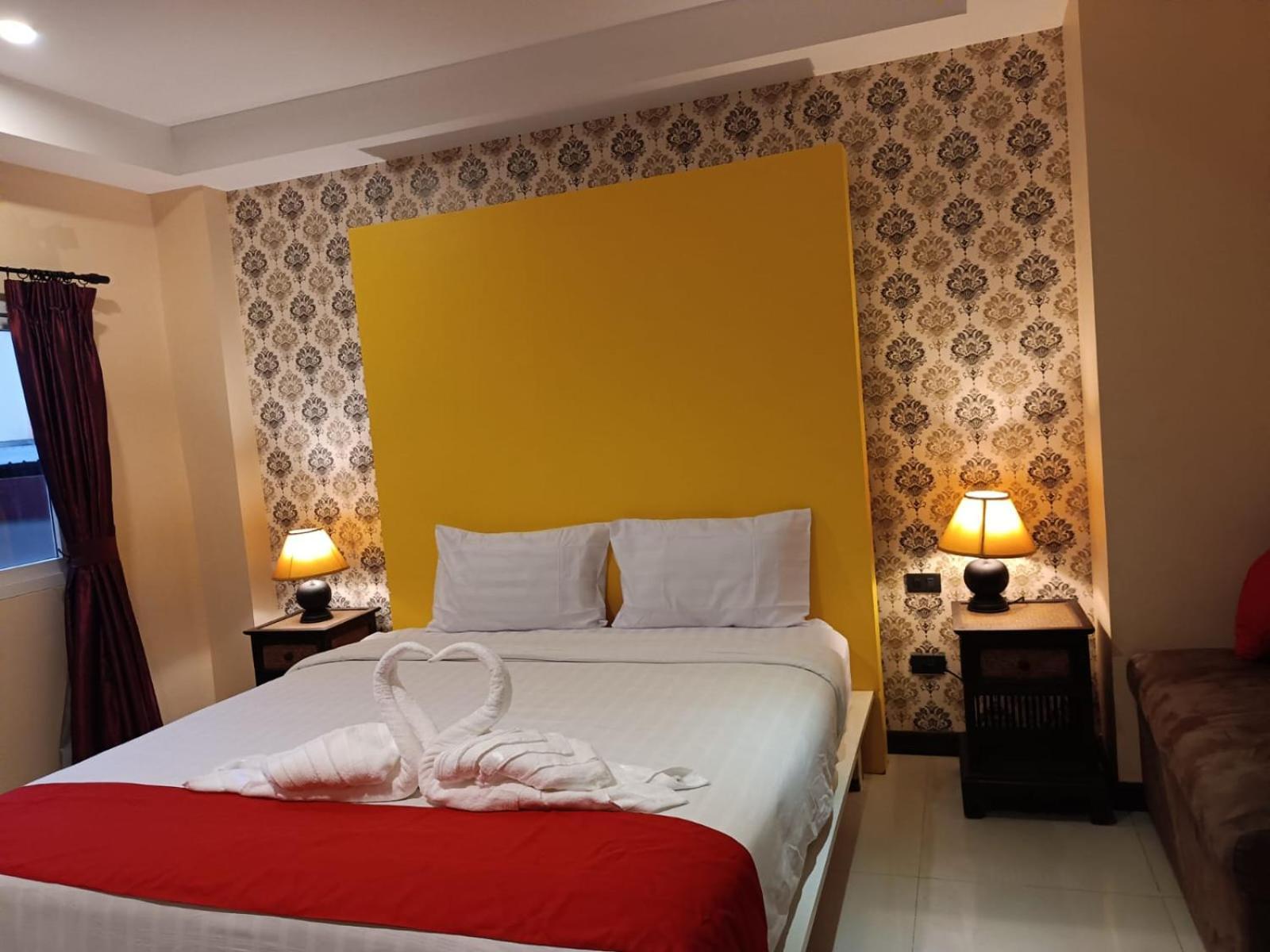 Aura Inn Rooms Паттая Екстер'єр фото